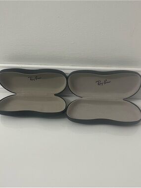 2 men’s or women’s Ray-Ban Black Sunglass Case with Beige Interior